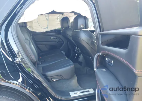 2019 Bentley Bentayga V8 z USA, uszkodzony, nr VIN SJAAM2ZV1KC025026